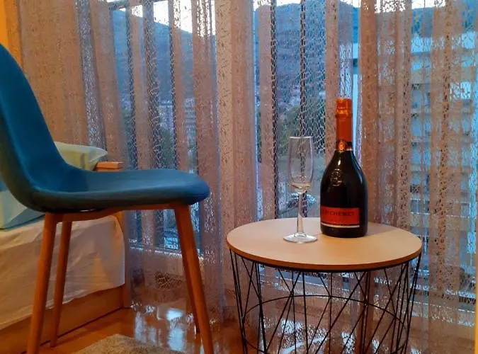 Lucky Charm شقة *